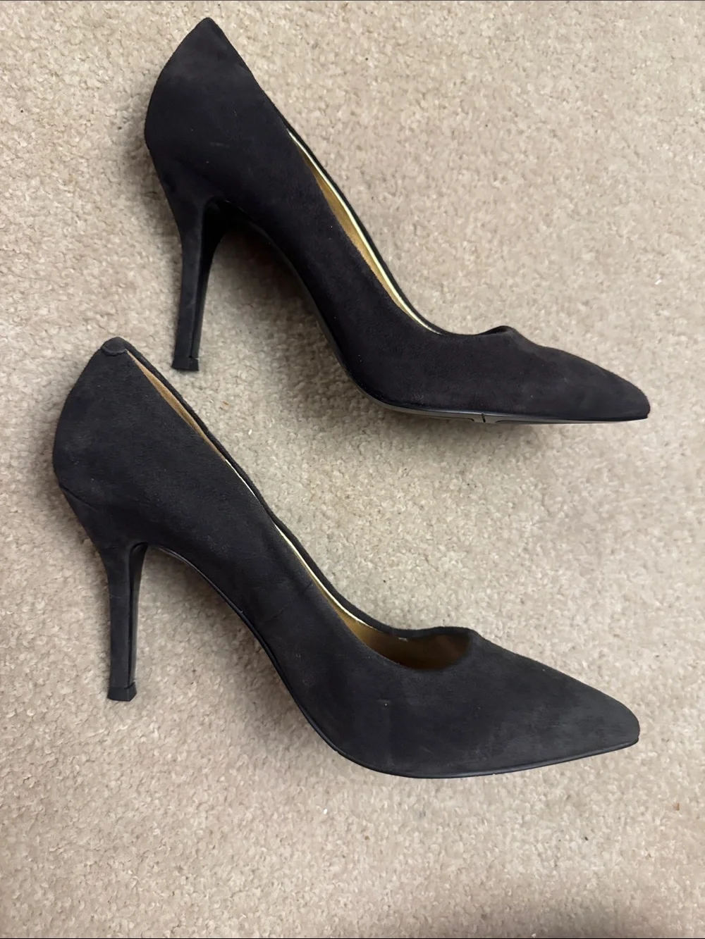 Nine West Charcoal Suede Pointed Toe Pumps